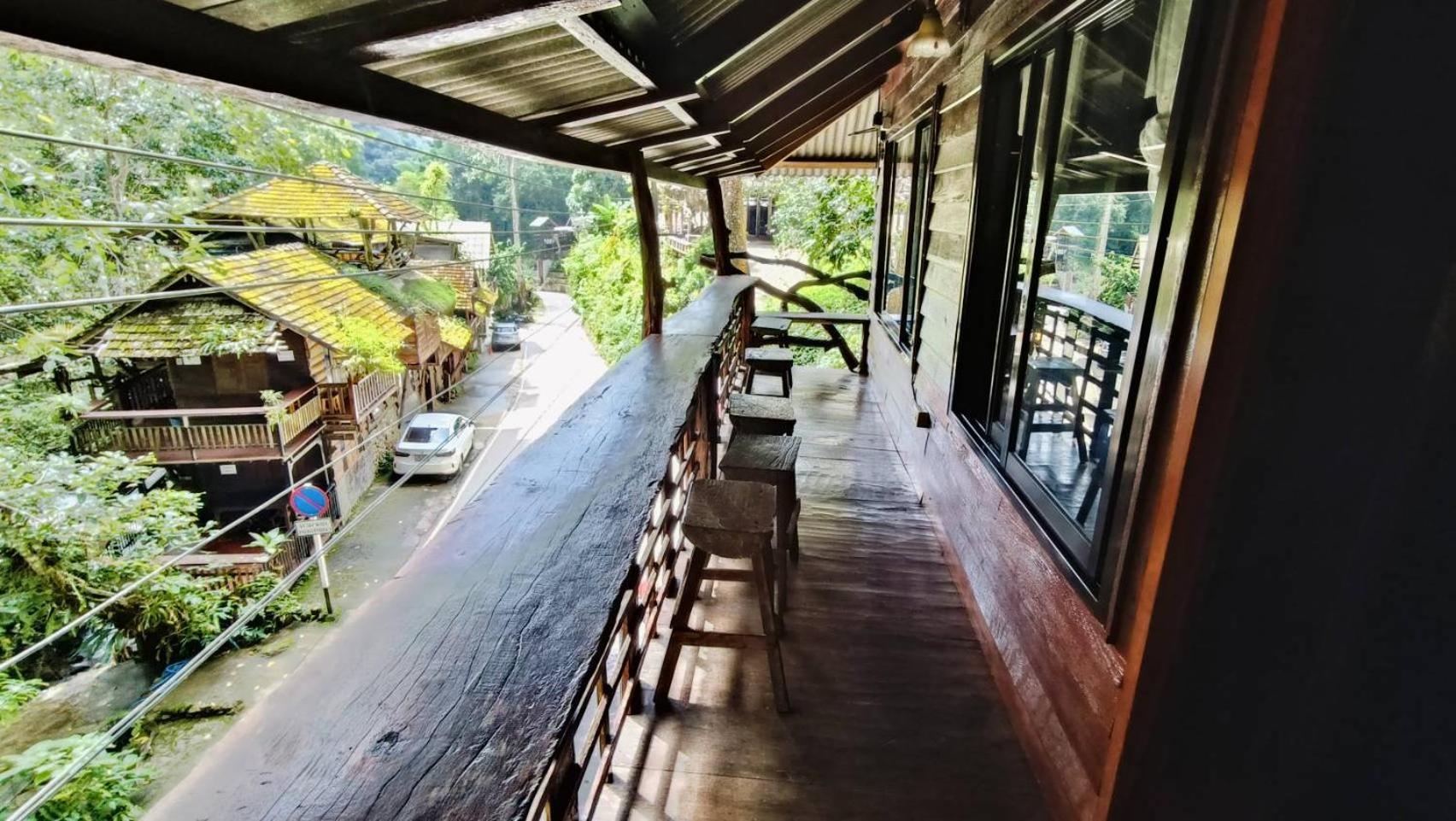 บ้านอิงดอย แม่กำปอง Séjour chez l'habitant *
