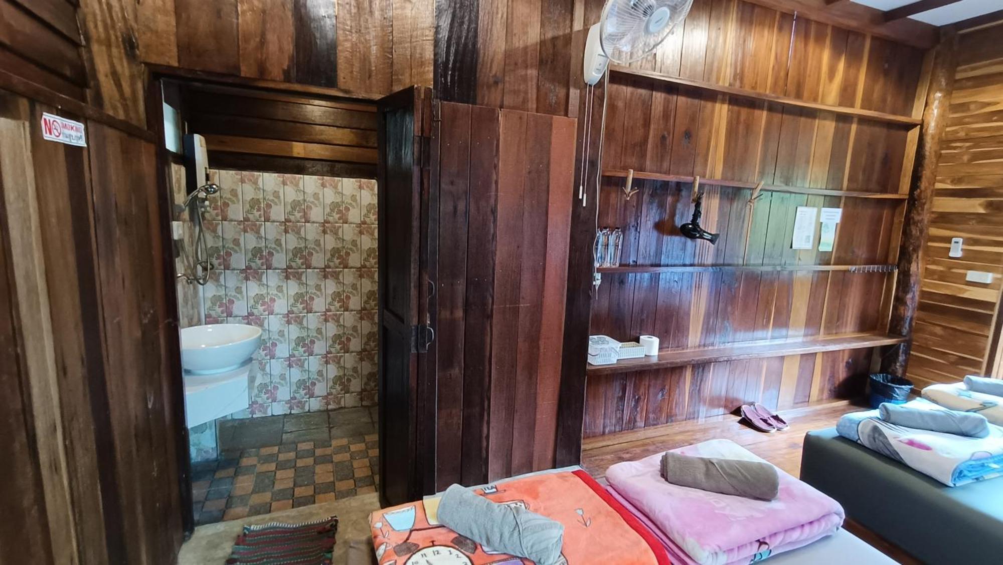 บ้านอิงดอย แม่กำปอง Séjour chez l'habitant *
