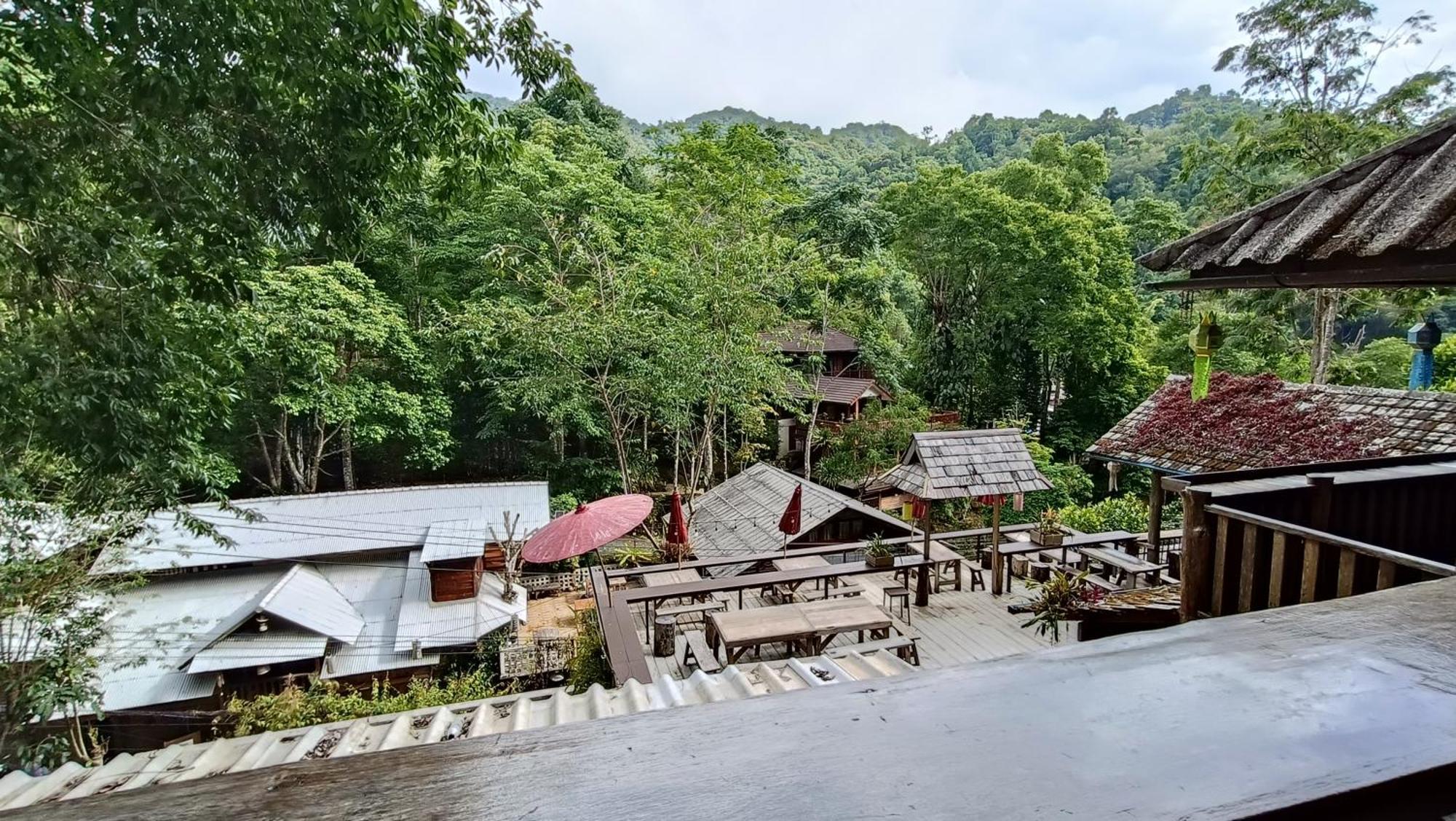 Séjour chez l'habitant บ้านอิงดอย แม่กำปอง