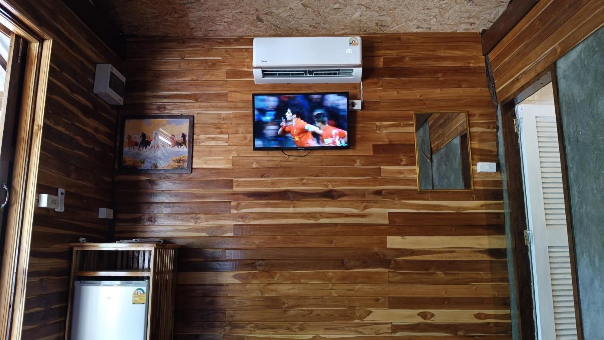 บ้านอิงดอย แม่กำปอง Séjour chez l'habitant *